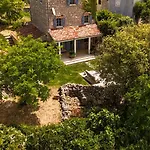 Stancija Srem Casa vacanze *