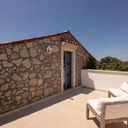 Stancija Srem Nyaraló *