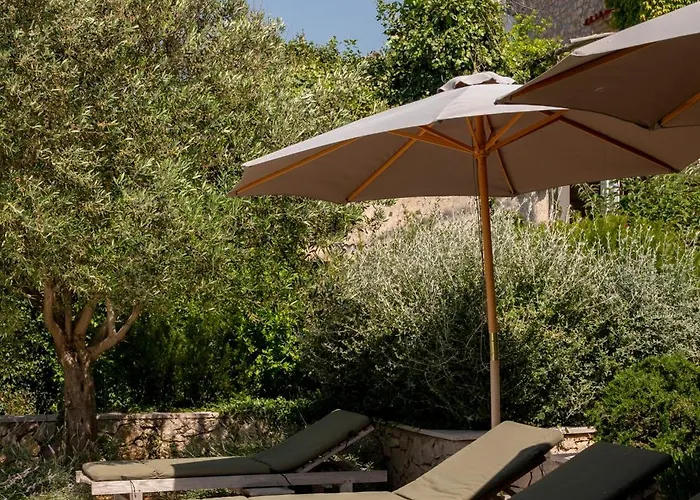 Stancija Srem 度假居 *